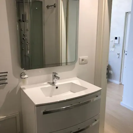 Vicoatenea アパート *