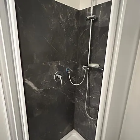 アパート Vicoatenea アグリジェント